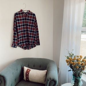 IZOD Plaid Button down shirt